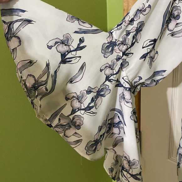 Spicy surgar blouse amazing sleeves and back love the colours - Picture 4 of 5